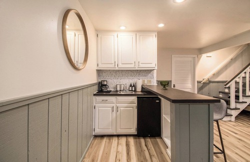 Bellevue House | Gorgeous Home in Fontenelle Forest, Peaceful, close to downtown, Zoo, Offutt AFB