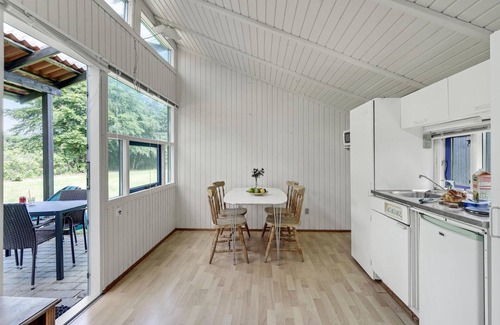 Hampen House | Gorgeous home in Hampen with WiFi