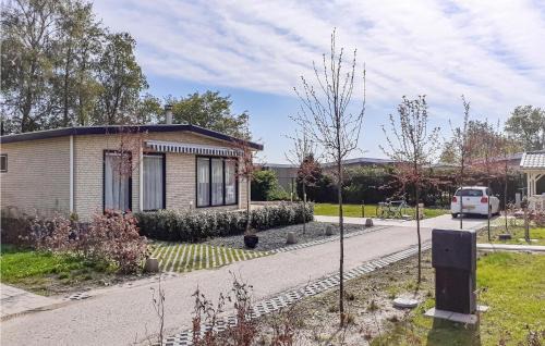 Heinkenszand House | Gorgeous Home In Heinkenszand With Wifi