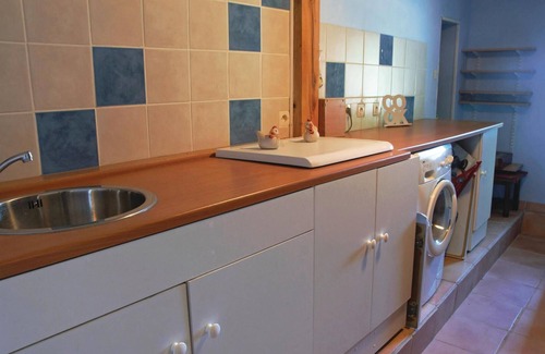 Lavardac House | Gorgeous home in Lavardac with kitchen