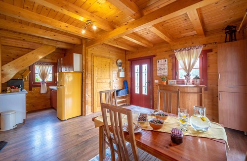 Licko Lesce House | Gorgeous home in Licko Lesce