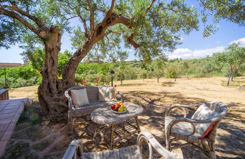 Menfi House | Gorgeous home in Menfi with WiFi