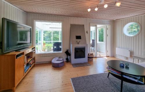 Munkedal House | Gorgeous Home In Munkedal With Wifi