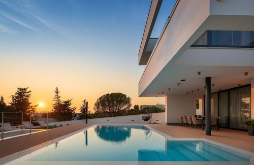 Diklo House | Gorgeous home in Zadar with sauna