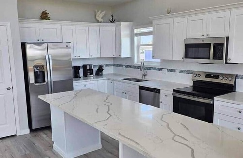 Crystal Beach House | Gorgeous house. Sleeps 24.