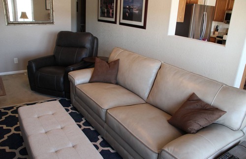 Parker Strip House | Gorgeous Lake Havasu and Mountain Views