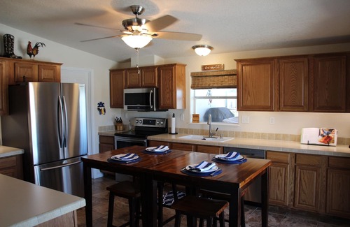 Parker Strip House | Gorgeous Lake Havasu and Mountain Views