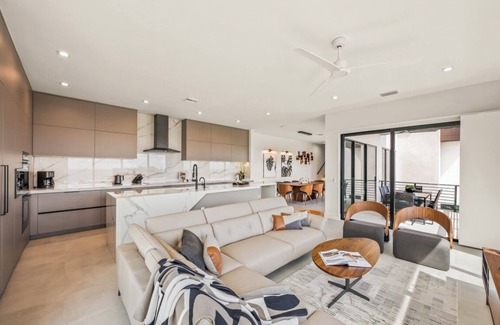 Bradenton Beach House | Gorgeous New Beachfront house! Incredible views and rooftop deck!