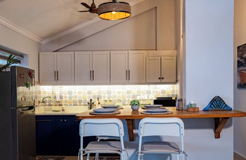 Benaulim House | Gorgeous ocean view Boho-colonial condo with large balconies