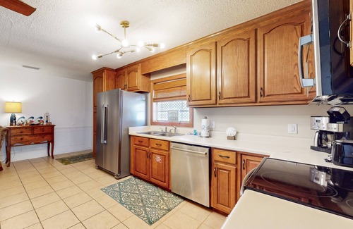 Bid-a-wee Beach House | Gorgeous private home, great for families and close to beach