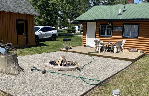 Houghton Lake House | Gorgeous Rustic Cabin by the Lake