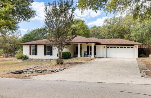 San Marcos House | Gorgeous San Marco Home with Patio and Grill!