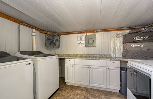 Winslow Reserve Apartment | Gorgeous Sparkling 1BR with Amazing Beach Access! Unit 314