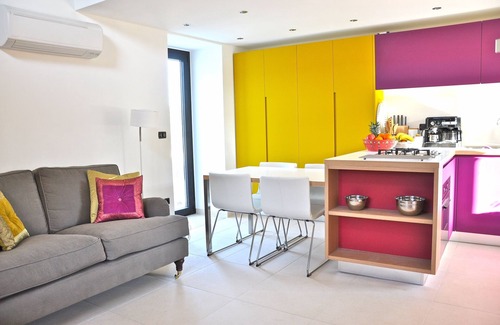 Casa Maccari Villa | Gorgeous stone property surrounded by olive groves and vineyards