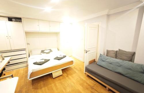 Chelsea Riverside Apartment | Gorgeous Sunny Chelsea Apartment