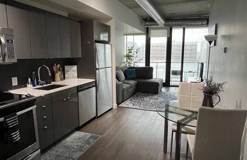 Downtown Winnipeg Apartment | Gorgeous two bed across from jets arena