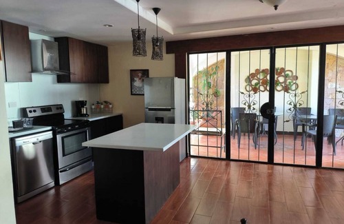 Ciudad Cariari House | Gorgeous Villa, Air Conditioning, Pool, Additional Jacuzzi.