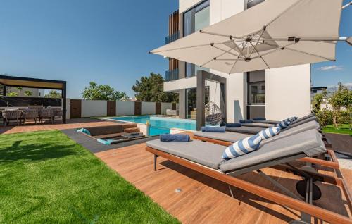 Zrce House | Gorgeous Villa In Novalja