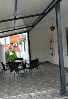 Leskovac Apartment | Gostinska kuća