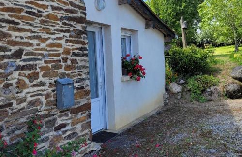 Gouarec Apartment | Gouarec La Petite Maison