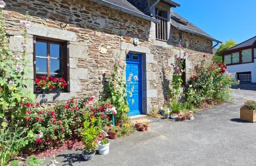 Gouarec Apartment | Gouarec La Petite Maison