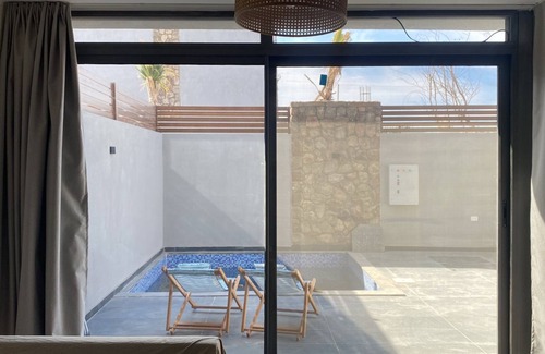 El Gouna Ski Chalet | Gouna Retreat with Private Pool Cozy 1-bedroom chalet with WiFi and AC