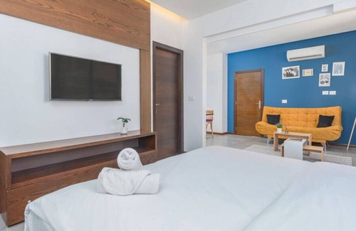 Gemmayzeh Apartment | Gouraud Loft 5D in the Heart of Gemayzeh