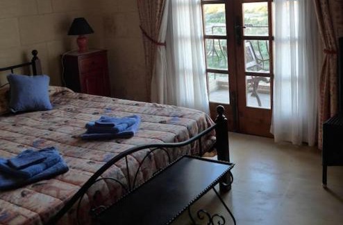 Nadur Villa | Gozo Sea and Country view Rooms