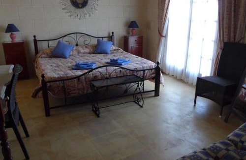 Nadur Villa | Gozo Sea and Country view Rooms