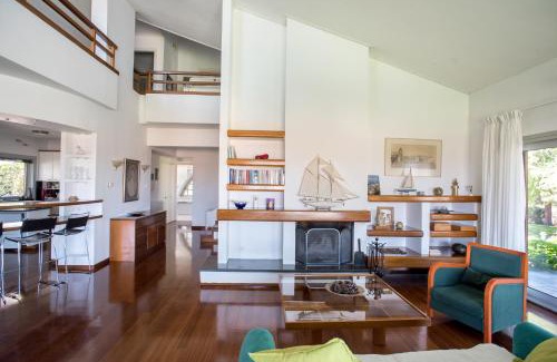 Larissa Villa | Olympus Breeze pool villa Divine Luxury in Larisa