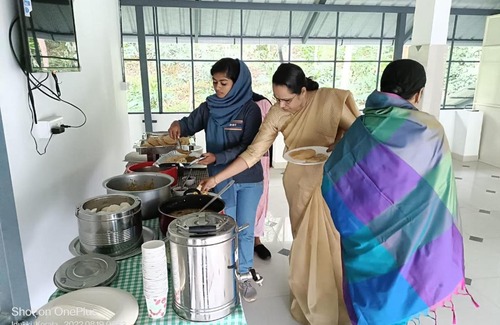 Kunchithanny House | Grace Munnar Resort