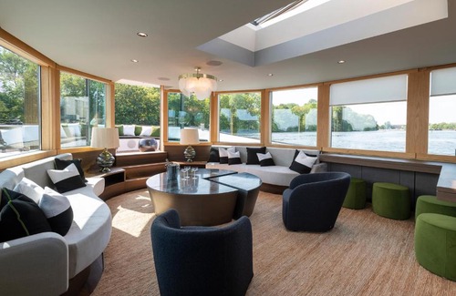 Rummelsburg Boat Rental | GRACE Suite mit zwei Schlafzimmern