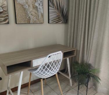 Bloemfontein Apartment | Grace209 Bains Lodge