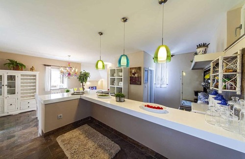 Baska Voda Villa | Graceful 5-BR Family Villa for 8, with private pool, close to the beach