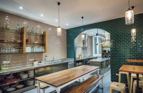 la Vila de Gracia Hotel | Gracia House - Private bedrooms with ensuite bathrooms! Perfect for big groups!