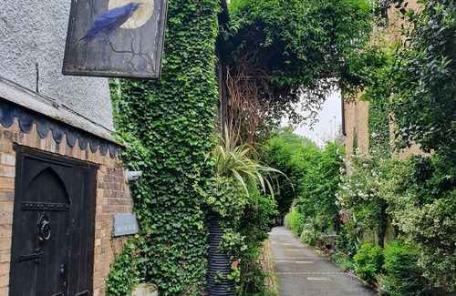 Ware Apartment | Grade I Listed Luxury Apartment in Hertfordshire