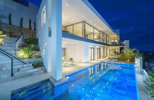 Teulada Villa | Graham Holiday Rentals - Moraira Breeze