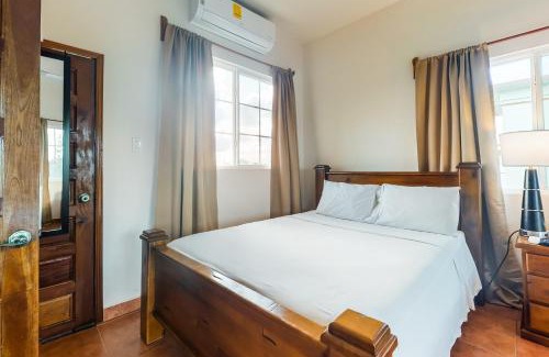 Hopkins House | Grama Tasha at Isebei Guest House -Gold Standard Certified