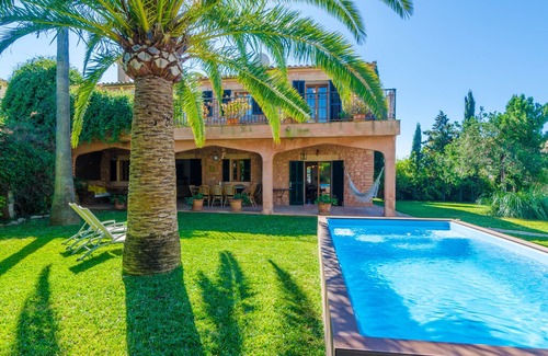 Es Llombards Villa | Gran Llombards - Four Bedroom Villa, Sleeps 6