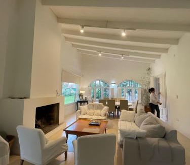 Gualeguaychu House | Gran Mansión Premium