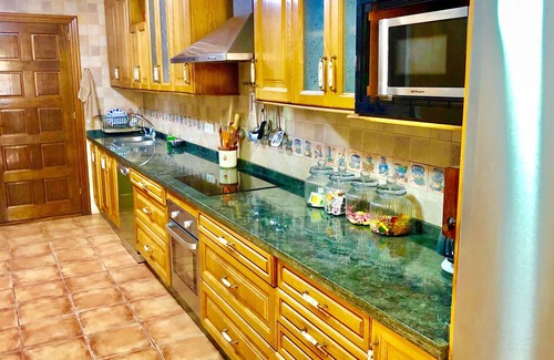 Puente Nuevo House | Gran Pedroso, green, blue, sand, sea, mountains. All together.