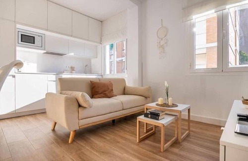 Nervion Apartment | Gran Plaza Home - Vacacional Sevilla