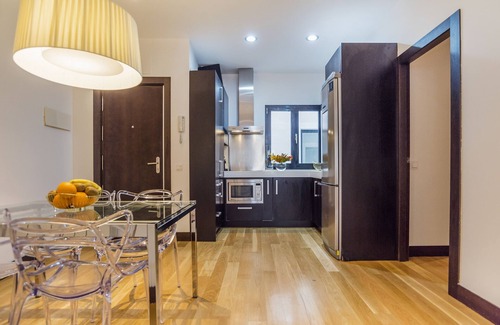 Malasana Apartment | Gran Via by Skykey