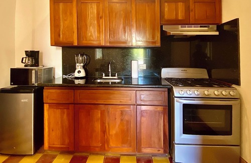 Granada Apartment | Granada Apartment #2 5 minutes from Calle La Calzada
