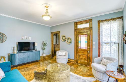 Granbury House | Granbury Home with Fire Pit, Walk to The Square!