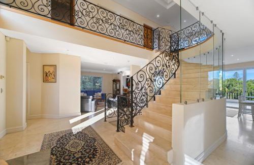 Seaforth House | GRAND APARTMENT by the Harbor