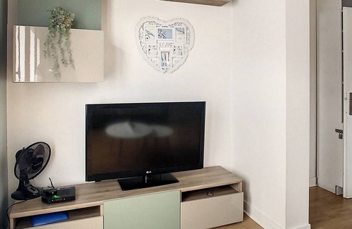 Neuilly-sur-Marne Apartment | Grand Appartement Paris et Disneyland 4pers