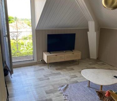 Samois-sur-Seine Apartment | Grand appartement T2 Samois - Rickhoss Home