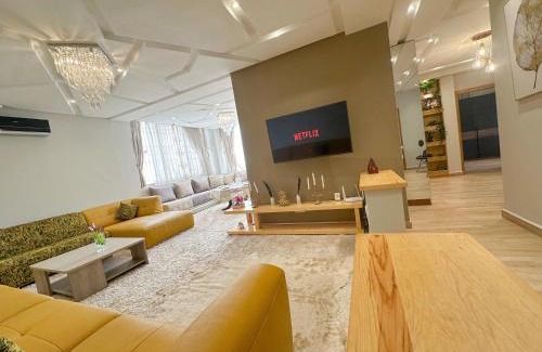 Ennahda Apartment | Grand appartement familial à 8 min de la plage espace & confort garantis !