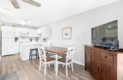Ono Island Condo | Grand Caribbean 106E Condo 50 Yards from the Beach - NO HASSLE CHECK OUT